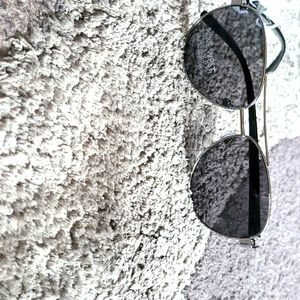Nine West Aviator sunglasses